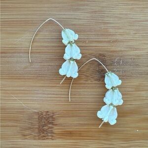 Elegant Gold and Cream Floral Earrings